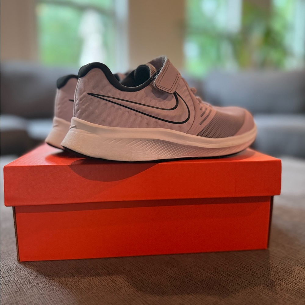 Nike sneakers 13c